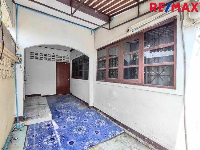 ขาย บ้านเดี่ยว 2 ชั้น ซอยสรณคมน์ 33 หมู่บ้านปิ่นเจริญ สรงประภา ดอนเมือง รถไฟฟ้าสถานีดอนเมือง (สายสีแดง) ขนาด 76 ตร.ว.