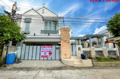 ขายบ้านเดี่ยวสัมมากร รามคำแหง 112 โซนหน้าโครงการใกล้รถไฟฟ้าสายสีส้มสถานีสัมมากร โรงเรียนนานาชาติ Ascot สามารถใช้เป็นที่อยู่อาศัย หรือ ลงทุนได้