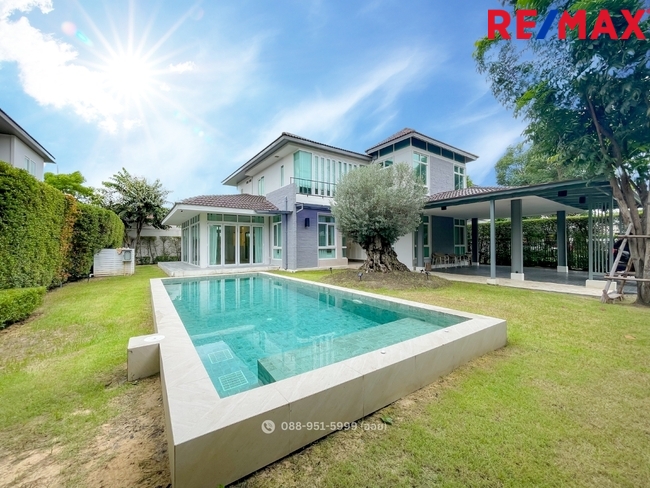 ขายบ้านเดี่ยวโครงการมัณฑนา เลค วัชรพล (สุขาภิบาล5) ที่ดิน 146.8 ตร.ว. บิ้วท์อินตกแต่งอย่างดี โซนหน้าโครงการ วิวหน้าบ้านเป็นวิวน้ำพุ