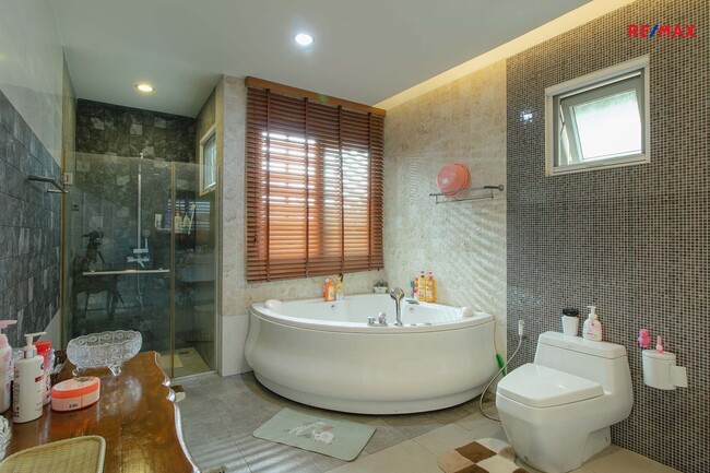 ขายบ้านเดี่ยว งามวงศ์วาน 47 พื้นที่ 100 ตร.ว. หลังริม 546 ตร.ม. ซอยหลัง การไฟฟ้าภูมิภาค ใกล้มหาวิทยาลัยเกษตรศาสตร์ รถไฟฟ้าสายสีแดง บางเขน
