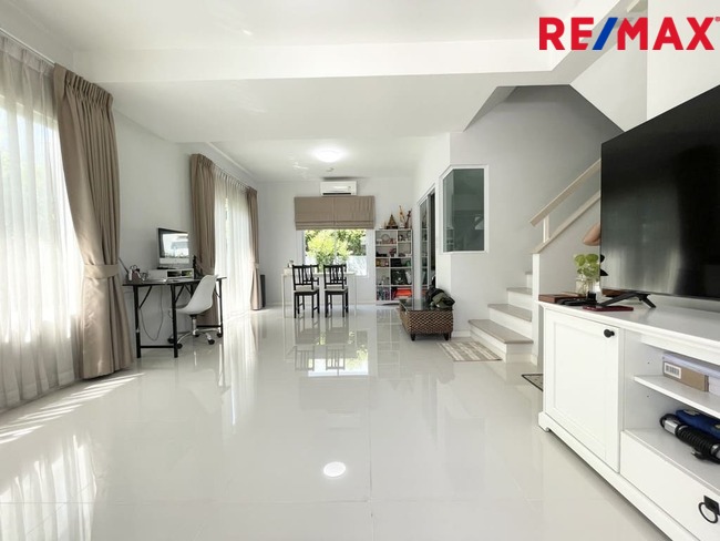 ขายบ้านแฝด ทุ่งครุ หมู่บ้านวิลลาจิโอ ประชาอุทิศ 90 Villaggio Pracha-u thit 90