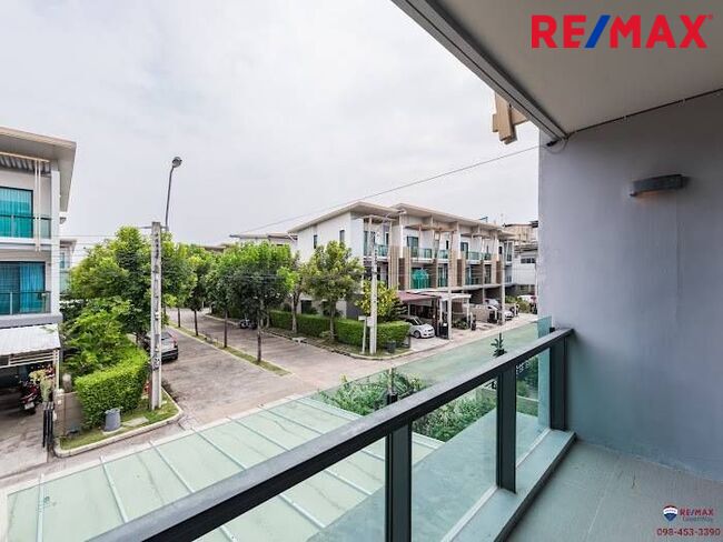 ทาวน์เฮ้าส์ Town Avenue Forte หลังสวย พระรามสอง ซ.50 ใกล้ Central Rama II
