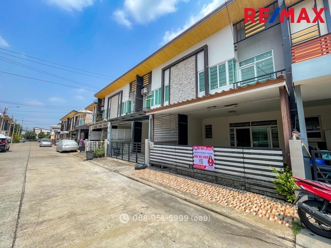 ขาย บ้าน 2 ชั้น โครงการกัสโต้ รามคำแหง ถนนราษฎร์พัฒนา (ซ.มิสทีน) พื้นที่ดิน 20.7 ตร.ว. เหมาะกับอยู่อาศัย หรือรีโนเวทเพื่อลงทุนปล่อยเช่า