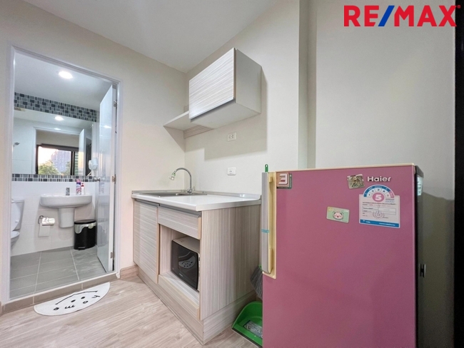ขาย The Excel Hideaway ลาซาน 11 รีโนเวทใหม่.. 1 Bedroom, Fully Furnished พร้อมหิ้วกระเป๋าเข้าอยู่ » ใกล้ BTS แบริ่ง 900 เมตร พร้อมบริการ Shuttle Service