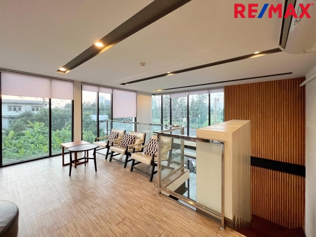 ขาย The Excel Hideaway ลาซาน 11 รีโนเวทใหม่.. 1 Bedroom, Fully Furnished พร้อมหิ้วกระเป๋าเข้าอยู่ » ใกล้ BTS แบริ่ง 900 เมตร พร้อมบริการ Shuttle Service