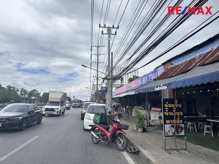 ขายที่ดินทำเลติดถนนบรมราชชนนี / ติดหมู่บ้านพฤกษ์ลดา พุทธมณฑลสาย 5, ห้างโฮมโปร ศาลายา พุทธมณฑลสาย 5 , ห้างเซ็นทรัล ศาลายา