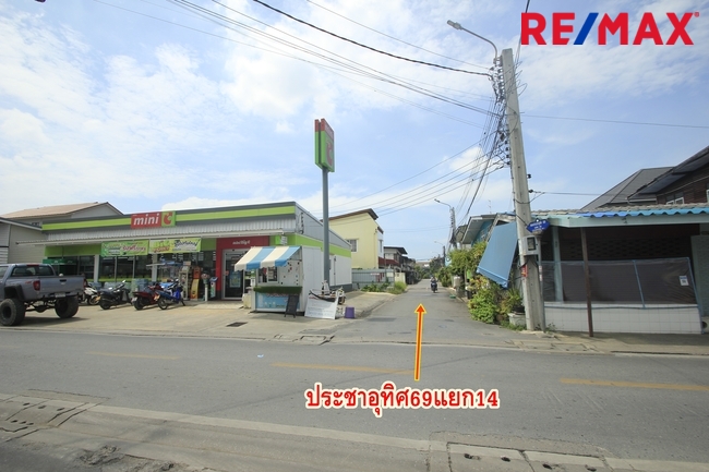 ขายที่ดินประชาอุทิศ 69 แยก16-6 สุขสวัสดิ์64 ที่ดินถมแล้ว สร้างบ้าน 47วา ใกล้มหาวิทยาลัยเทคโนโลยีพระจอมเกล้าธนบุรี ขายถูก 1.9 ล้านบาท
